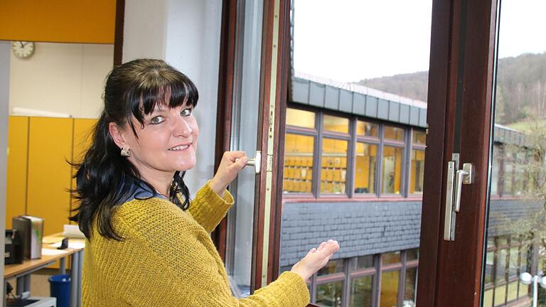 Seit 21 Jahren arbeitete Birgit Herré an der Mittelschule Bad Brückenau, seit neun Jahren als Rektorin. Foto: Archiv/Ralf Ruppert       -  Seit 21 Jahren arbeitete Birgit Herré an der Mittelschule Bad Brückenau, seit neun Jahren als Rektorin. Foto: Archiv/Ralf Ruppert