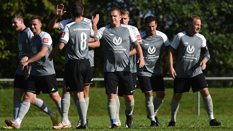 Der FC Reichenbach/Burglauer/Windheim (Archivbild aus dem September 2023) gewann am Mittwochabend das Nachholspiel bei der SG Oerlenbach/Ebenhausen.