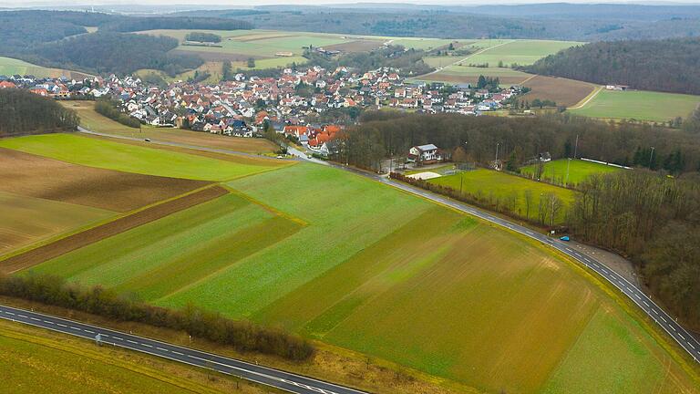 Die Planungen zur Bebauung dieses Grundstücks am 'Zeller Berg' sorgen weiter für Diskussionen.