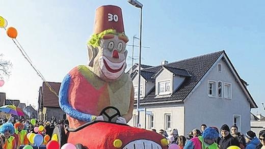 Faschings-Attraktion: der „Große Clown“ der Geierstuben. Faschings-Attraktion: der „Große Clown“ der Geierstuben.