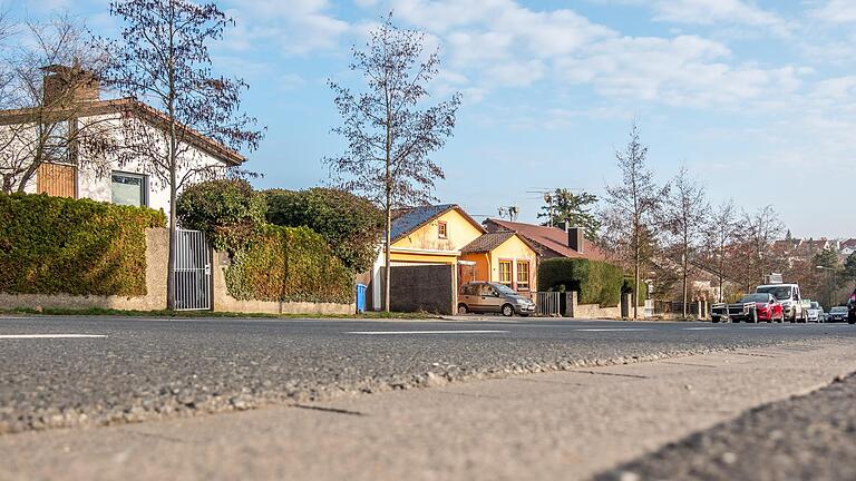In der Trautenauer Straße in Würzburg mussten Hausbesitzer für die Straßenbauarbeiten aufkommen.