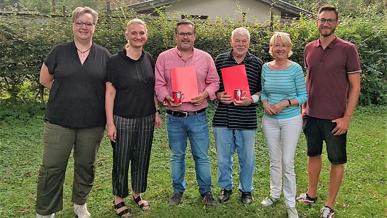 Für jeweils 25 Jahre Mitgliedschaft in der SPD wurden Christian Holzemer und Hermann Aull (Bildmitte) geehrt.