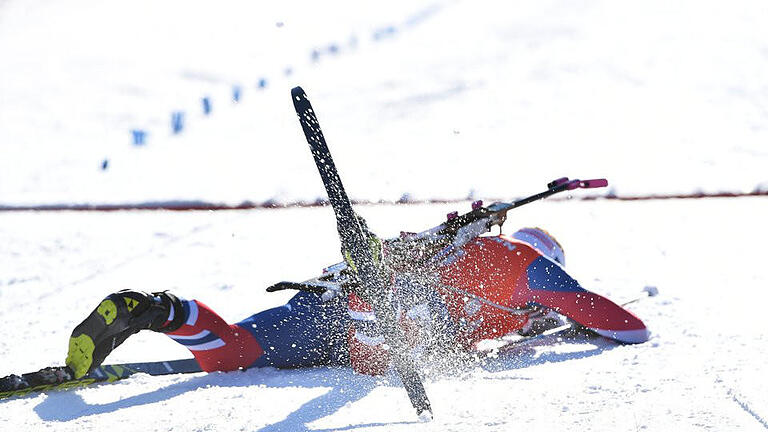 Zweiter       -  Johannes Thingnes Bö fehlten im Ziel 0,7 Sekunden zu Gold. Foto: Martin Schutt