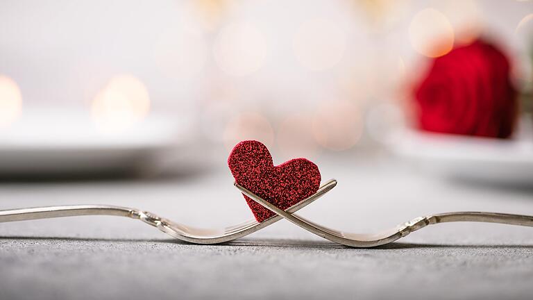 An Valentinstag servieren manche Würzburger Restaurants ein extra romantisches Dinner. An Valentinstag servieren manche Würzburger Restaurants ein extra romantisches Dinner.
