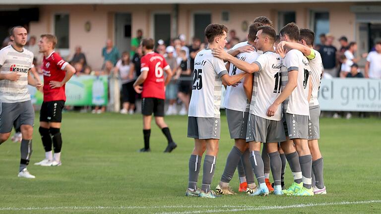 Drei Punkte zur Kirchweih: Der FC Sand gewinnt das Heimspiel gegen den noch immer sieglosen TSV Bergrheinfeld.