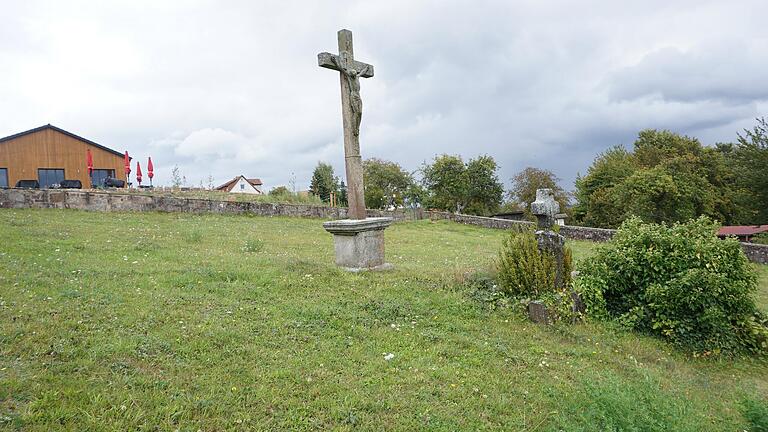 Die Langenleitener Bürgerinnen und Bürger wünschen sich, dass der alte Friedhof ein Ort der Würde bleibt.