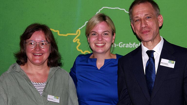 Silke Trost (von links), Katharina Schulze und Marc Decker von den Grünen bestritten einen Wahlkampfveranstaltung in Bad Kissingen.       -  Silke Trost (von links), Katharina Schulze und Marc Decker von den Grünen bestritten eine Wahlkampfveranstaltung in Bad Kissingen.