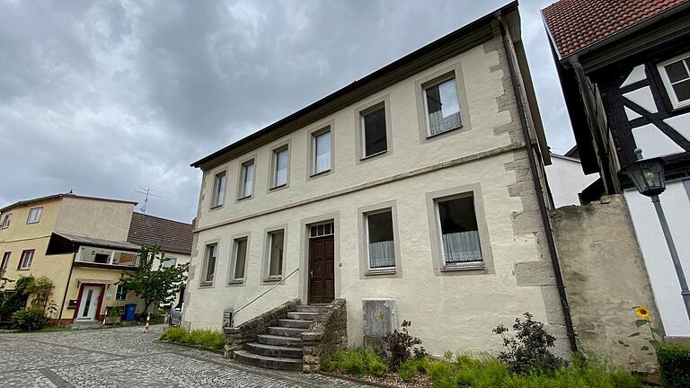 Das ehemalige Pfadfinderhaus in Mellrichstadt könnte nach den Plänen von Angela und Michael Kießling zu einer Herberge für Radfahrer und Wanderer werden.