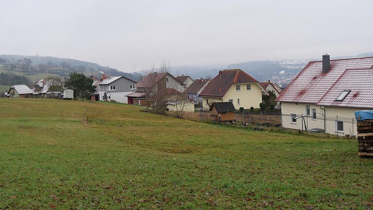 Mit dem Neubaugebiet „Tigel III“, zwischen Rhönstraße und Hecklein gelegen, möchte der Markt Obersinn jungen Familien neue Baugrundstücke bieten.