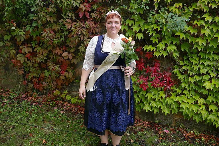 Julia Laupert ist die 8. Rosenkönigin des Obst- und Gartenbauvereins Mellrichstadt