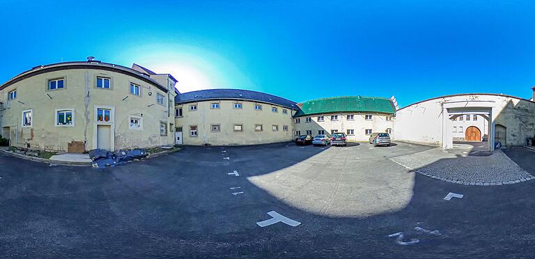 360 Grad Ansicht des Bad Neustädter Fronhofs. 360 Grad Ansicht des Bad Neustädter Fronhofs.