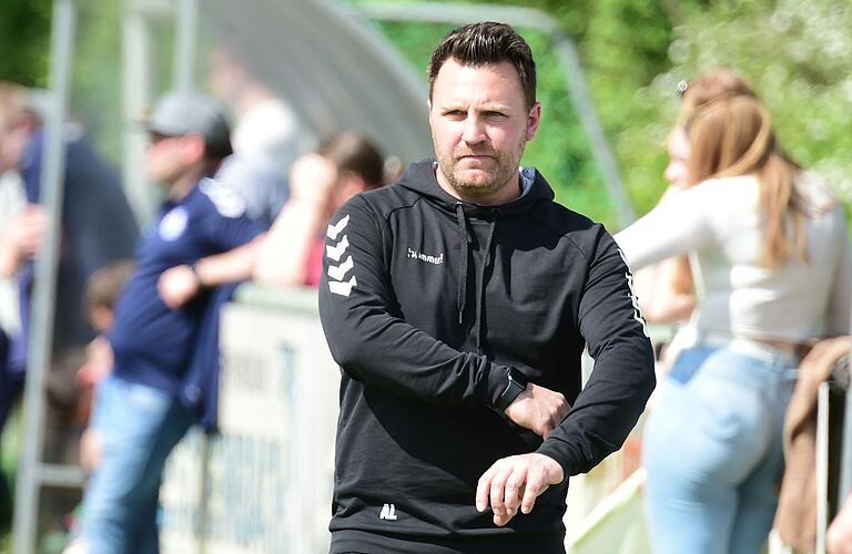 Der bisherige Trainer Alexander Leicht (Archivbild) hat den TSV Bad Königshofen nach zwei Jahren verlassen. Der bisherige Trainer Alexander Leicht (Archivbild) hat den TSV Bad Königshofen nach zwei Jahren verlassen.