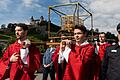 Zahlreiche Menschen zogen in Würzburg am Sonntagmorgen im Rahmen der Reliquienprozession von der Pfarrkirche Sankt Burkard in den Kiliansdom.