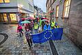 Rund 800 Menschen kamen zur letzten Demonstration – trotz Regenwetters.       -  Rund 800 Menschen kamen zur letzten Demonstration – trotz Regenwetters.