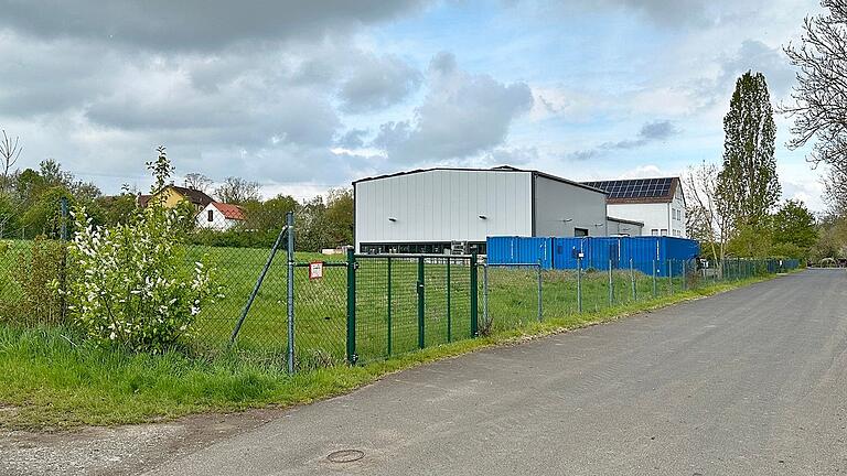 Das Gewerbegebiet 'Breitenseer Weg' und ein dort vorgesehenes Regenrückhaltebecken standen auf der Tagesordnung des Gemeinderates Höchheim.