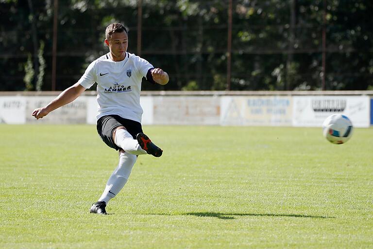 Vierfacher Torschütze: Nicolas Schubert vom TSV Rottendorf. Vierfacher Torschütze: Nicolas Schubert vom TSV Rottendorf.