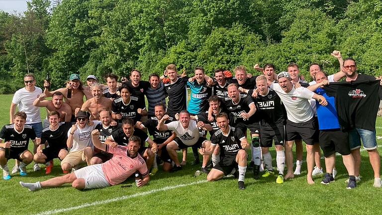Die FT Würzburg ist Meister in der Fußball-Kreisklasse Würzburg 1.