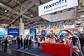 Großer Andrang herrschte am Montag am Messestand der Bosch Rexroth AG auf der Hannover Messe. Dort präsentiert das Unternehmen verschiedenste Entwicklungen, die nach Einschätzung des Bosch-Konzerns in den kommenden fünf Jahren zu einem deutlichen Umsatzwachstum bei Rexroth führen dürften.