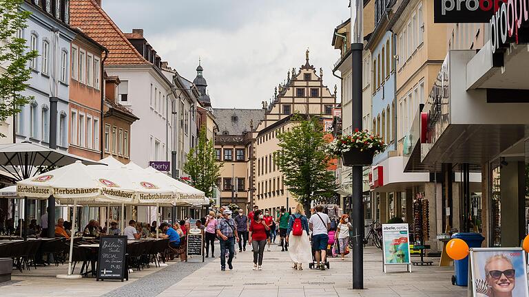 Das Leben in der Schweinfurter Innenstadt normalisiert sich nach und nach.