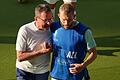 Ralf Rangnick und Konrad Laimer       -  Österreichs Trainer Ralf Rangnick (l) spricht mit Österreichs Konrad Laimer.