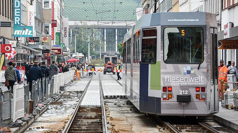 Die Bauarbeiten an der &bdquo;neuen&ldquo; Kaiserstraße gehen voran. Foto Thomas Obermeier