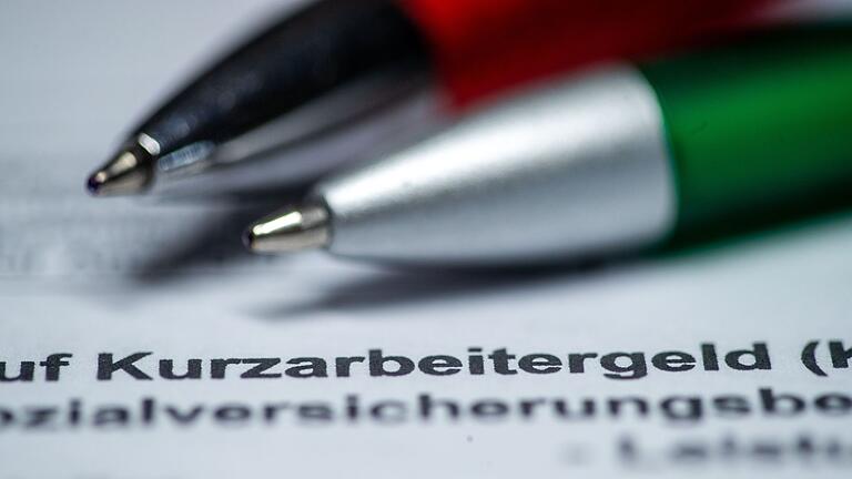Kurzarbeitergeld       -  Kurzarbeit soll Jobabbau in kurzen Schwächephasen der Wirtschaft verhindern. (Symbolbild)