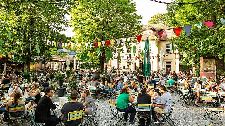 Endlich wieder Frühling, endlich wieder Biergarten-Zeit&nbsp; - wie hier in der&nbsp; Waldschänke Dornheim in der Würzburger Zellerau.