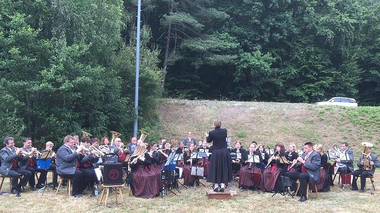 Nach zwei Jahren Corona-Pause fand heuer wieder die Böhmische Serenade des Musikvereins Heufurt statt.