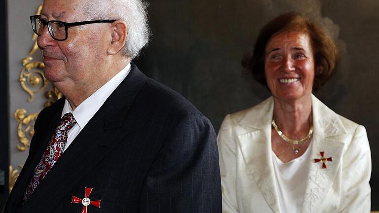 FRANCE-GERMANY-KLARSFELD-AWARD-MERIT       -  Serge und Beate Klarsfeld