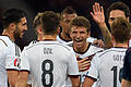 Spannend       -  Trotz zweier Tore durch Thomas Müller hatte der Weltmeister kein leichtes Spiel. Foto: Federico Gambarini