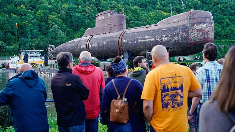 U17: Transport erst auf dem Wasser, dann zu Land - Projektleiter Einkörn: „Wie ein schönes Konzert eines großen Orchesters.“ (Archivfoto) U17: Transport erst auf dem Wasser, dann zu Land - Projektleiter Einkörn: „Wie ein schönes Konzert eines großen Orchesters.“ (Archivfoto)