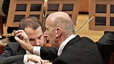 Gerd Schaller dirigiert.       -  Gerd Schaller dirigiert.