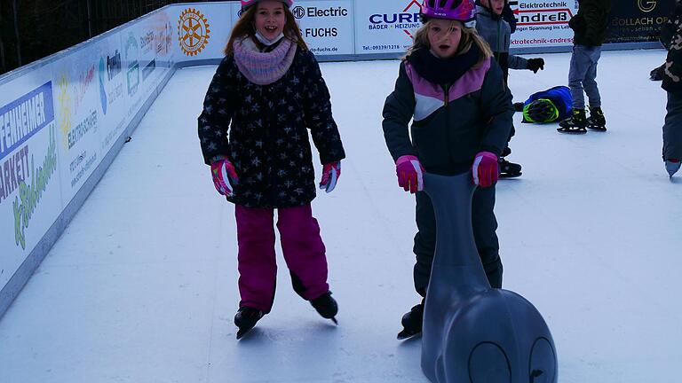 Eislaufen macht Spaß.