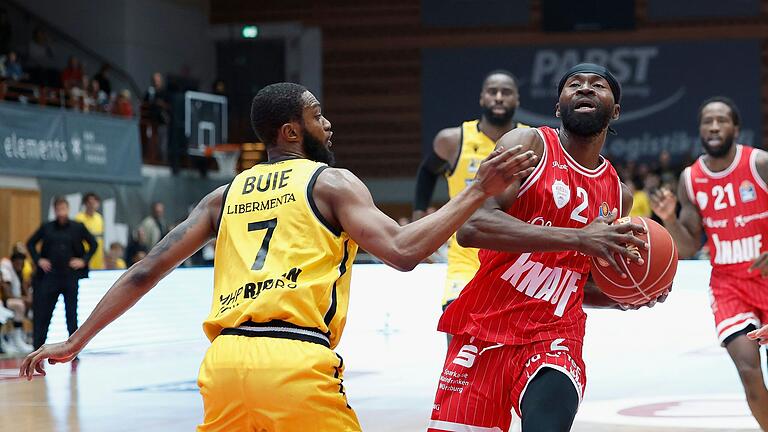 Bei seinem einzigen Heimauftritt für die Würzburg Baskets gegen die MHP Riesen Ludwigsburg blieb Bazou Kone im Oktober ohne Punkte.