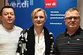 Wolfgang Brühl, Personalratsvorsitzender BRK-Kreisverband Haßberge, Marietta Eder, die stellvertretende Geschäftsführerin von Verdi Schweinfurt, und Waldemar Lutter, BRK-Mitarbeiter in der Rettungswache Ebern und Mitglied der Tarifkommission, sind unzufrieden über den Stand der Tarifverhandlungen.