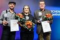 Chia Rabiei aus Würzburg, Sarah Jacobi aus Stuttgart und Tomas Weis aus Rüdesheim haben den XY-Preis für Zivilcourage gewonnen.