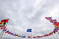 Nato-Fahne       -  Die Fahnen der Nato-Staaten, darunter auch viele EU-Staaten. (Archivbild)