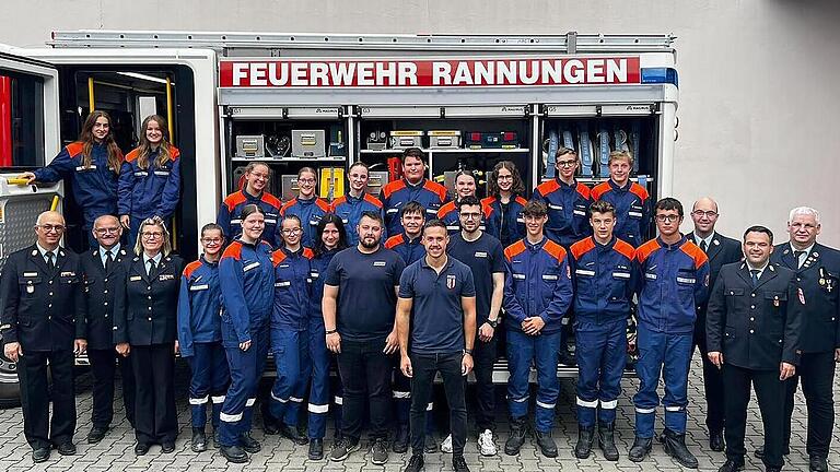 Sage und schreibe 18 Jugendliche der Freiwilligen Feuerwehr Rannungen haben die Jugendleistungsprüfung bestanden. - Sage und schreibe 18 Jugendliche der Freiwilligen Feuerwehr Rannungen haben die Jugendleistungsprüfung bestanden. Sage und schreibe 18 Jugendliche der Freiwilligen Feuerwehr Rannungen haben die Jugendleistungsprüfung bestanden. - Sage und schreibe 18 Jugendliche der Freiwilligen Feuerwehr Rannungen haben die Jugendleistungsprüfung bestanden.
