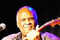 Gitarrist und Bluessänger Tony Bulluck gastiert im Rebgut-Keller in Lauda am 4. Dezember.