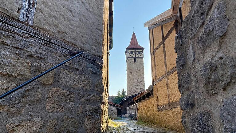 Die Kirchenburg ist das Wahrzeichen der Stadt Ostheim vor der Rhön. Die Kirchenburg ist das Wahrzeichen der Stadt Ostheim vor der Rhön. 