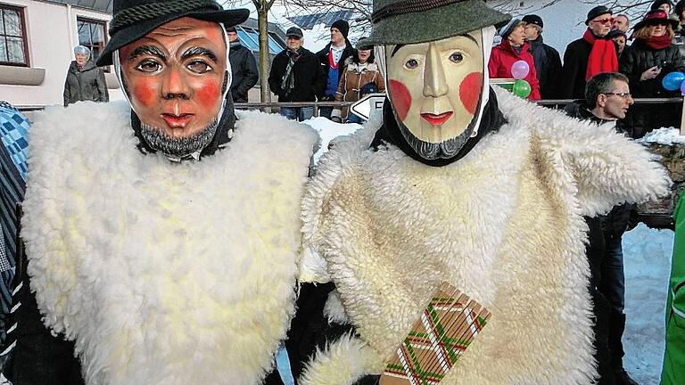 Moses und Aaron zählen auch zu den Rhöner Masken.