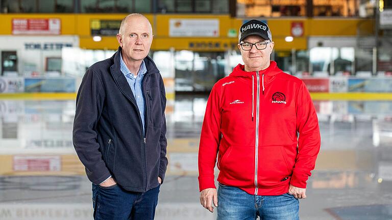 Das Eis taut bereits ab, die Saison in der Eishockey-Landesliga ist vorbei. Für den ESC Haßfurt war im Play-off-Halbfinale Schluss. Für Finanzvorstand Bernd Bullnheimer (links) und Sportvorstand Frank Terhar war die Spielzeit 23/24 dennoch eine zufriedenstellende.