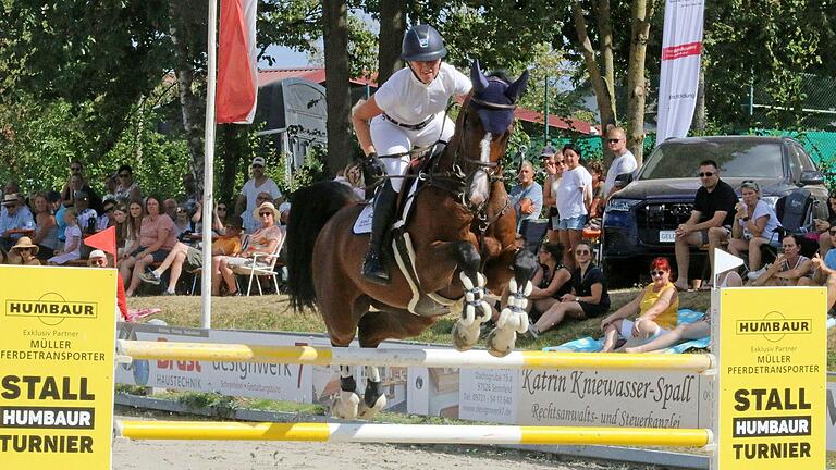 Hohe und weite Sprünge gibt es in diesen Tagen wieder bei den Maingau Classics in Grafenrheifeld zu sehen.