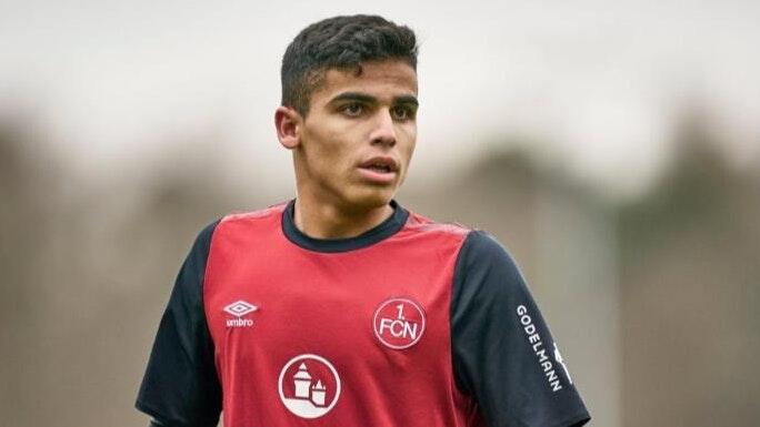 Trägt derzeit das Trikot des 1. FC Nürnberg: Seyhan Yigit aus Karlstadt. Trägt derzeit das Trikot des 1. FC Nürnberg: Seyhan Yigit aus Karlstadt.