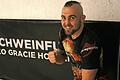 Der Oberschwarzacher Kevin Barth möchte jetzt auch in Deutschland zeigen, was er im Oktagon drauf hat. Zuletzt feierte er in England drei Siege im MMA in Serie.