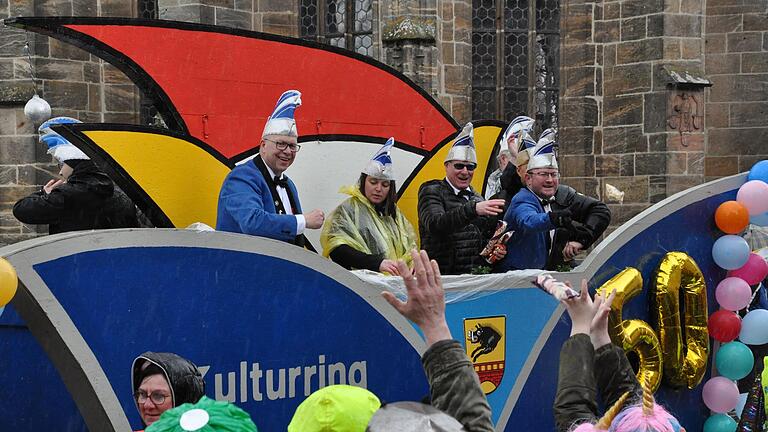 Der Kulturring Ebern feierte mit eigenem Wagen seinen 50. Geburtstag