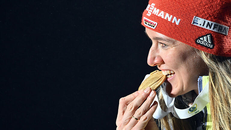 dpa_5FACDC0015BADBD4.jpg       -  Bei der Biathlon-WM in Oberhof holte Denise Herrmann-Wick nochmals Gold. Nun beendete sie ihre imposante Karriere.