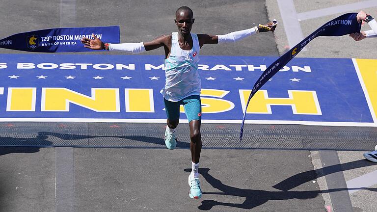129. Boston Marathon       -  Der Kenianer siegte im Alleingang beim 129. Boston-Marathon.