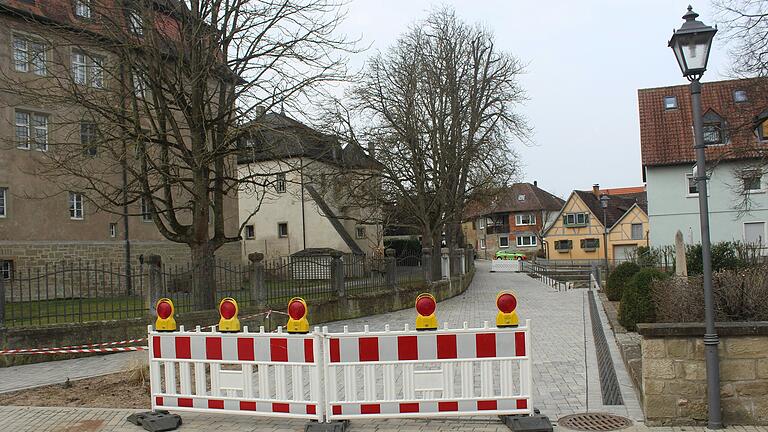 In der Schlossstraße in Rüdenhausen gilt künftig Tempo 30. In der Schlossstraße in Rüdenhausen gilt künftig Tempo 30.