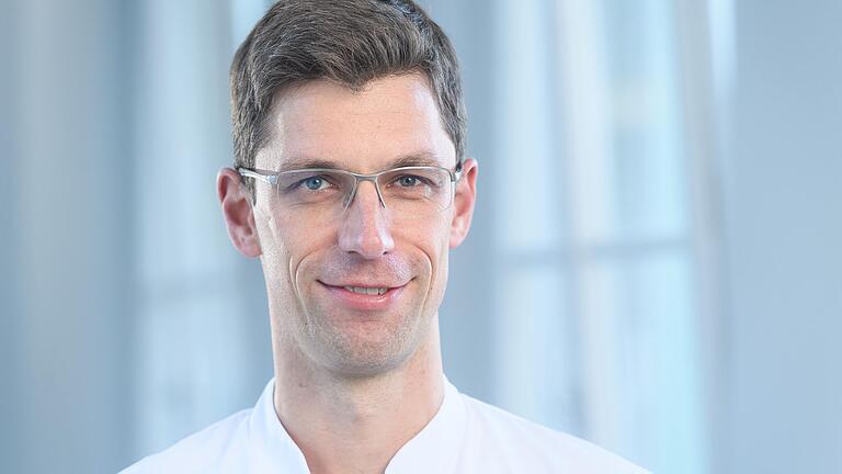 Hat in der Vergangenheit zahlreiche schwere Corona-Fälle behandelt: Prof. Patrick Meybohm, Intensivmediziner und Direktor der Klinik für Anästhesiologie des Uniklinikums Würzburg.&nbsp;